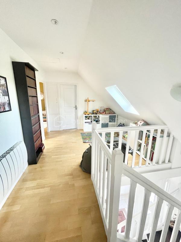 Maison - 170 m² - 6 pièces