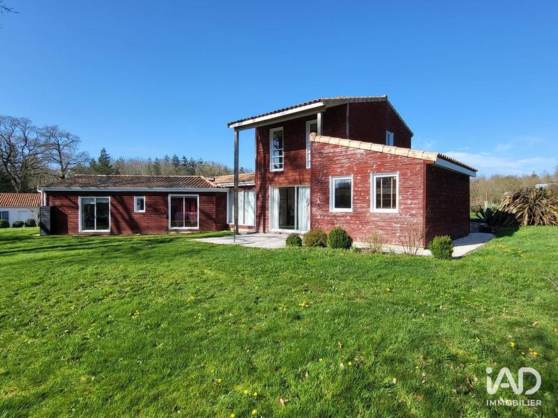 Maison - 188 m² - 5 pièces