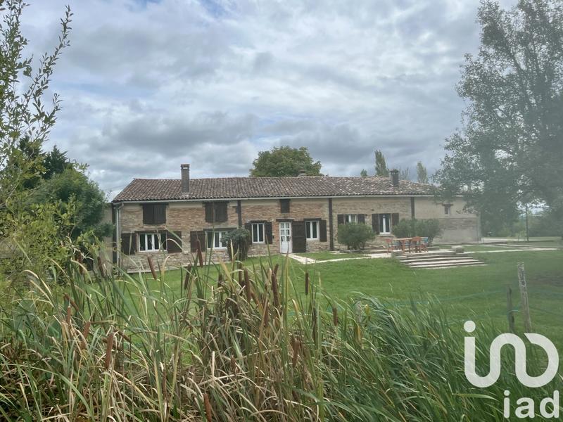 Maison - 297 m² - 9 pièces