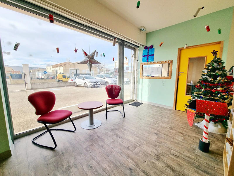 Local commercial - 181 m²