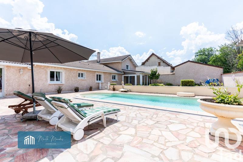 Maison - 184 m² - 7 pièces