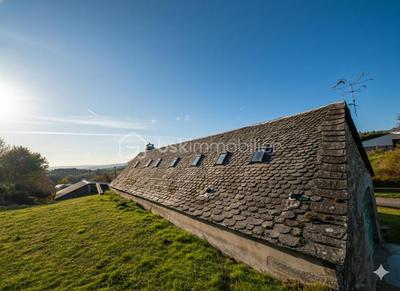 Maison - 238 m² - 12 pièces