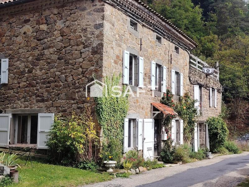 Maison - 263 m² - 8 pièces