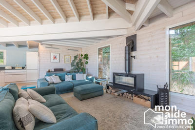 Maison contemporaine - 227 m² - 7 pièces