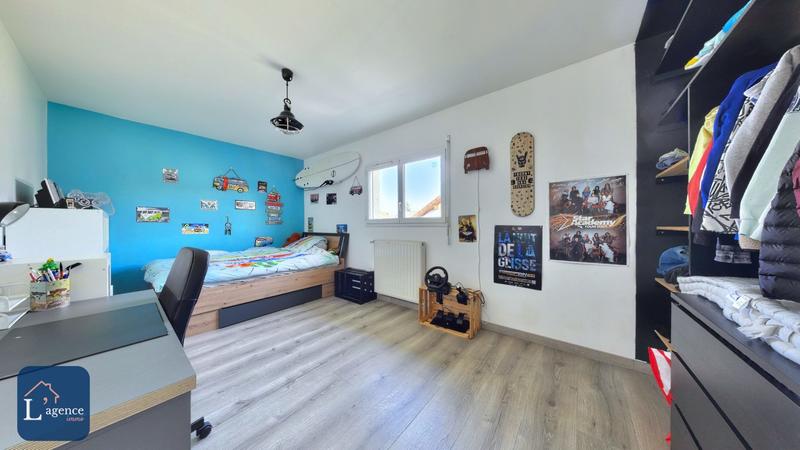 Maison - 122 m² - 5 pièces