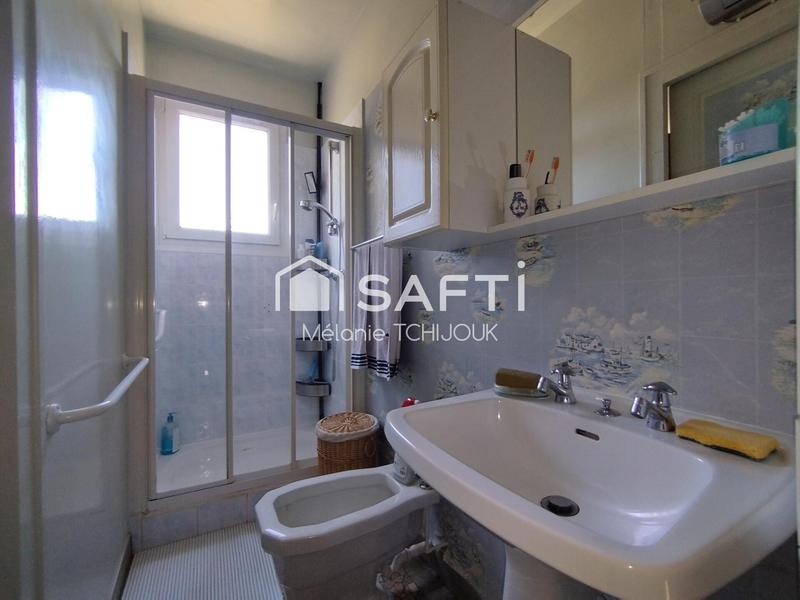 Maison - 96 m² - 5 pièces