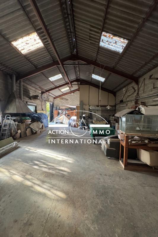 Maison - 270 m² - 5 pièces