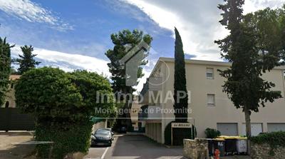 Parking / Garage - 12 m²