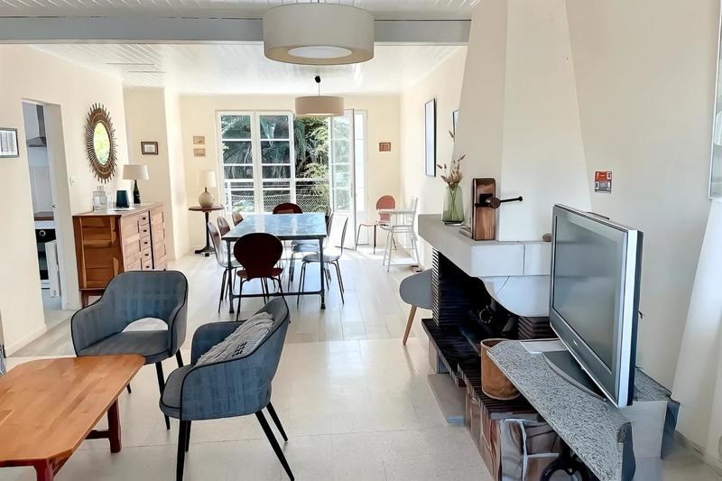 Maison - 95 m² - 5 pièces