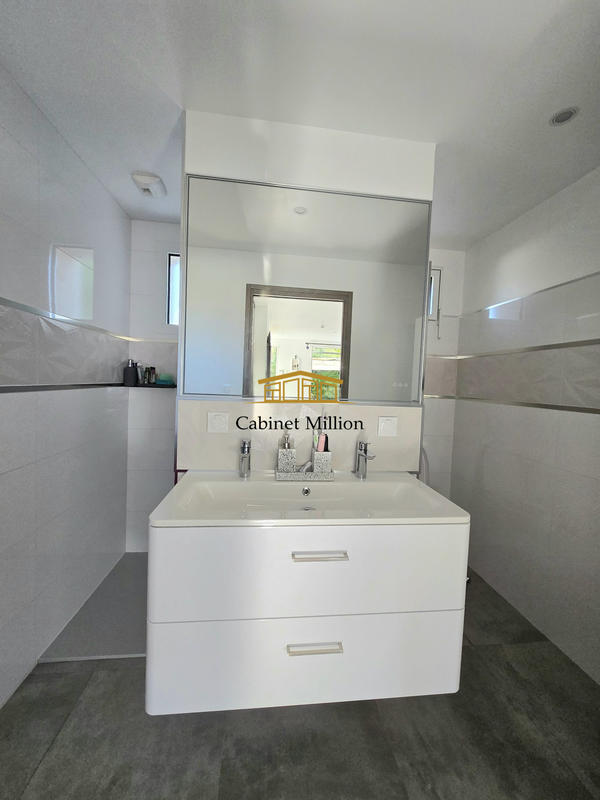 Maison - 80 m² - 3 pièces