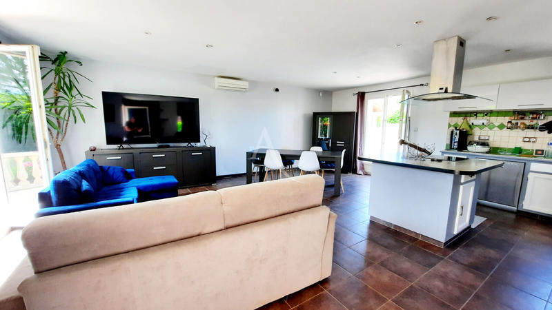 Maison - 157 m² - 7 pièces