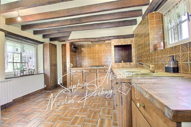 Maison - 310 m² - 11 pièces