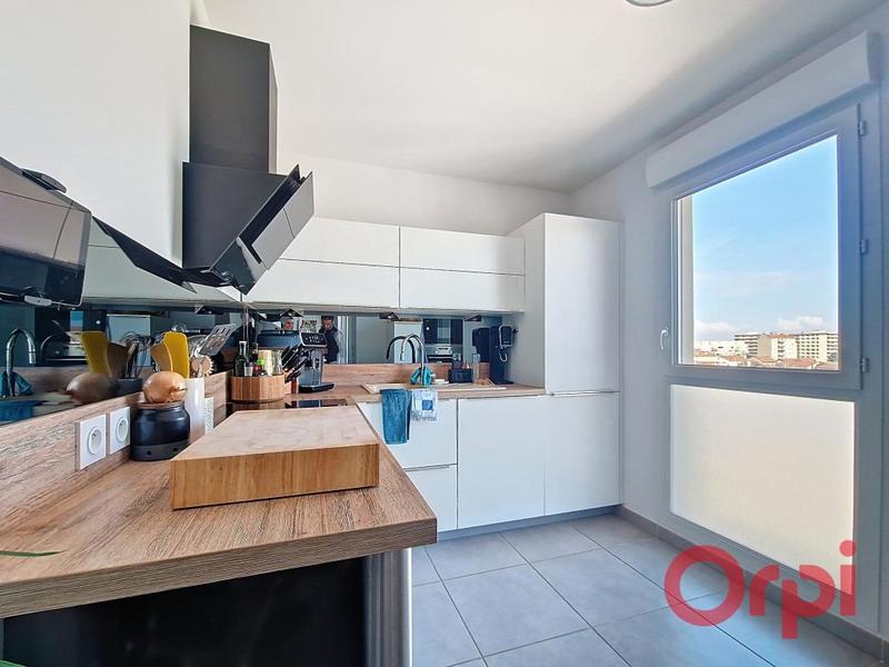 Appartement - 65 m² - 3 pièces