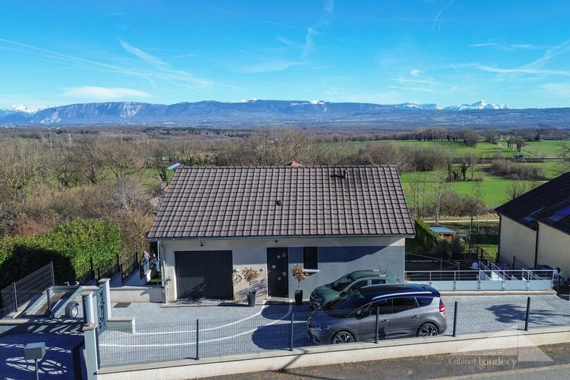Maison - 121 m² - 5 pièces