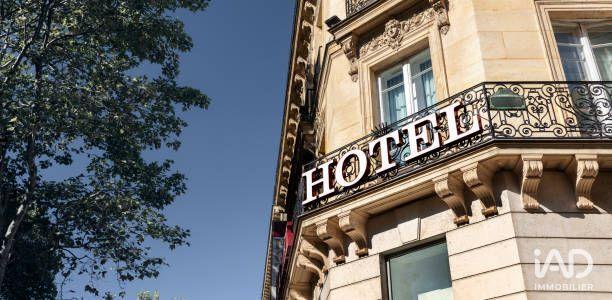 Local commercial - 1 500 m²