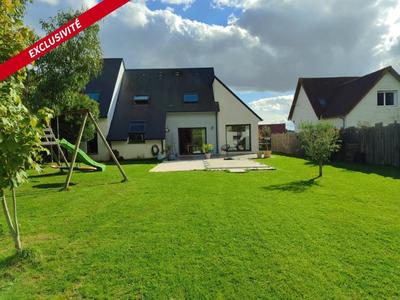 Maison traditionnelle - 147 m² - 7 pièces