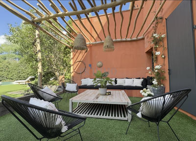 Villa - 180 m² - 7 pièces