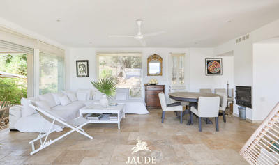 Villa - 240 m² - 6 pièces