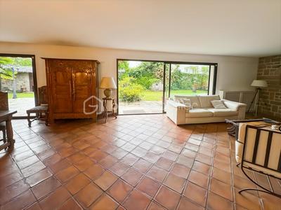 Maison en pierre - 180 m² - 7 pièces