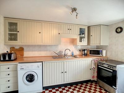 Maison traditionnelle - 94 m² - 6 pièces