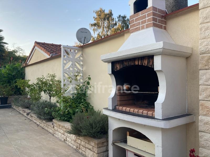 Maison - 92 m² - 5 pièces