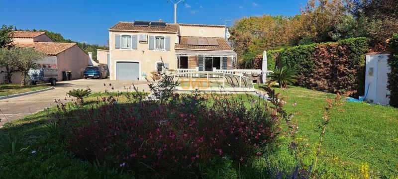 Maison - 147 m² - 8 pièces