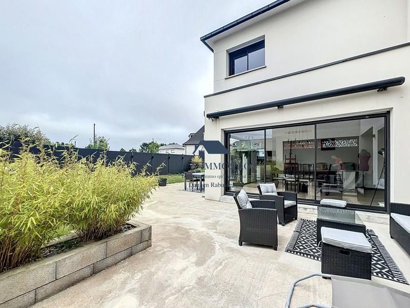 Maison contemporaine - 151 m² - 7 pièces