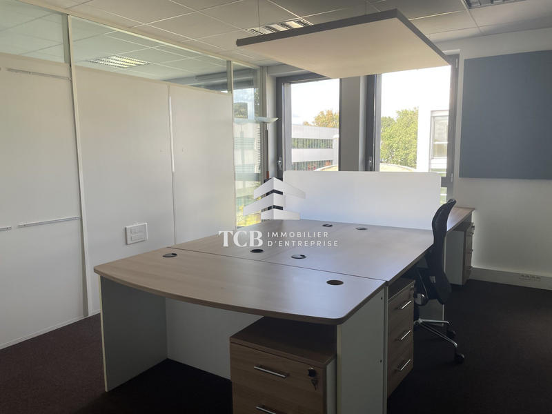 Bureau - 434 m²