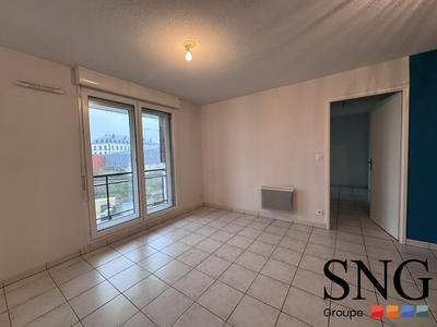 Appartement - 83 m² - 4 pièces