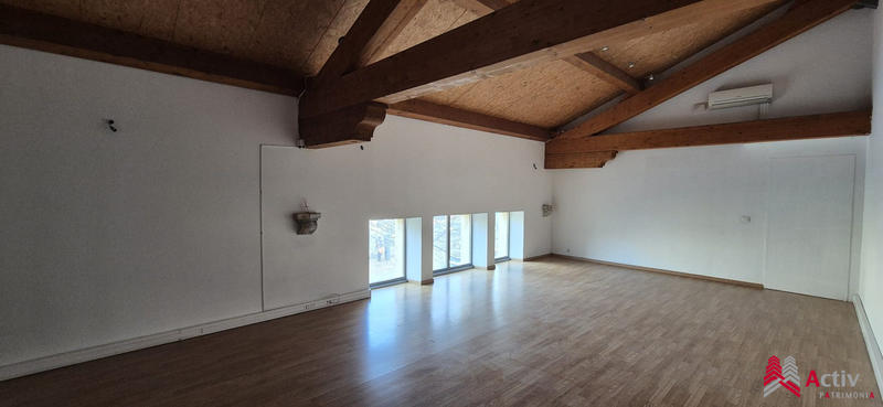 Local d'activités - 73 m²