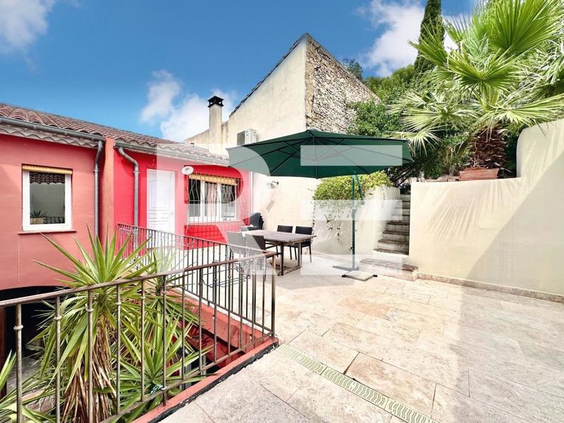 Maison de village - 220 m² - 7 pièces