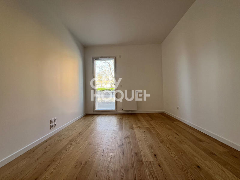 Appartement - 111 m² - 5 pièces