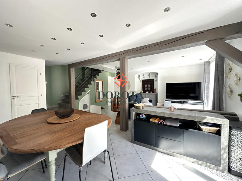 Maison - 164 m² - 5 pièces