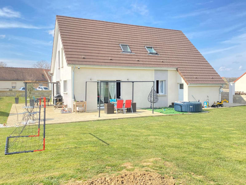 Maison - 125 m² - 6 pièces