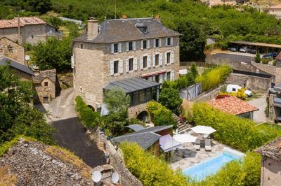 Demeure - 350 m² - 10 pièces