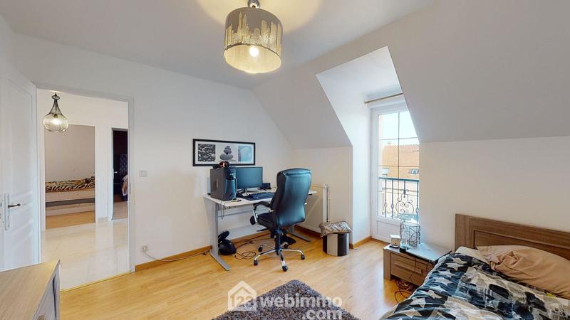 Maison - 170 m² - 7 pièces