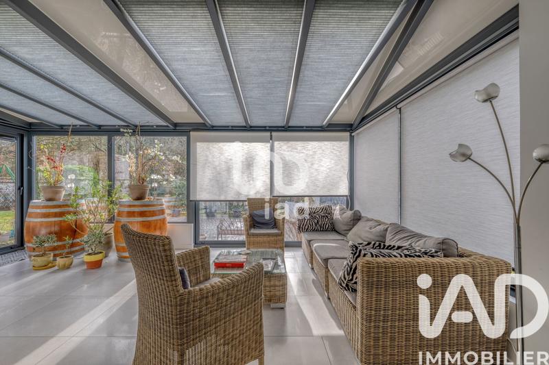 Maison - 176 m² - 8 pièces