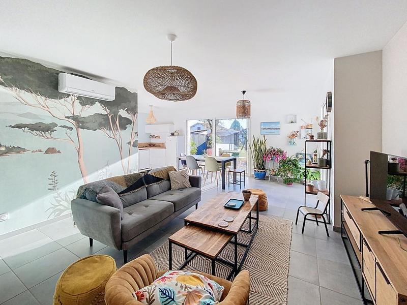 Maison - 97 m² - 4 pièces