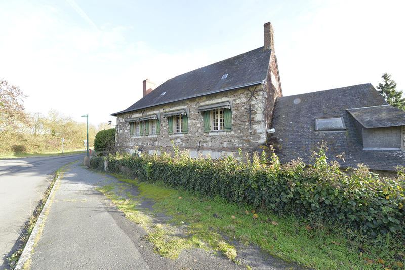 Maison - 286 m² - 8 pièces