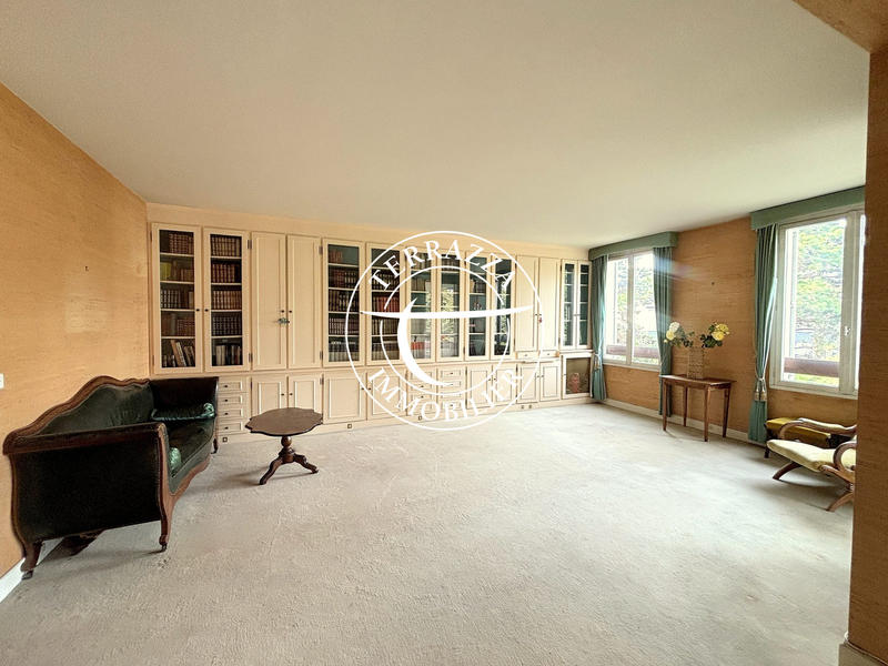 Appartement - 138 m² - 5 pièces