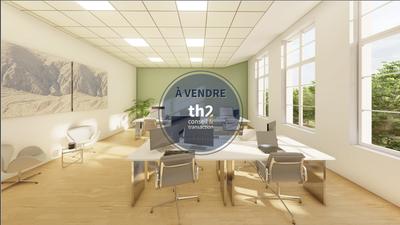 Bureau - 241 m²