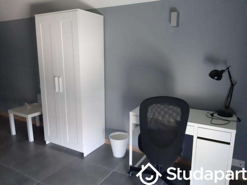 Chambre - 12 m² - 1 pièce