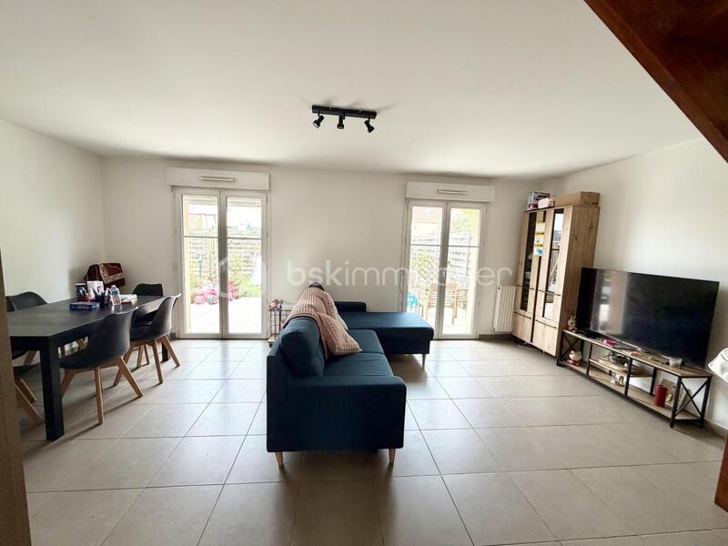 Pavillon - 82 m² - 4 pièces