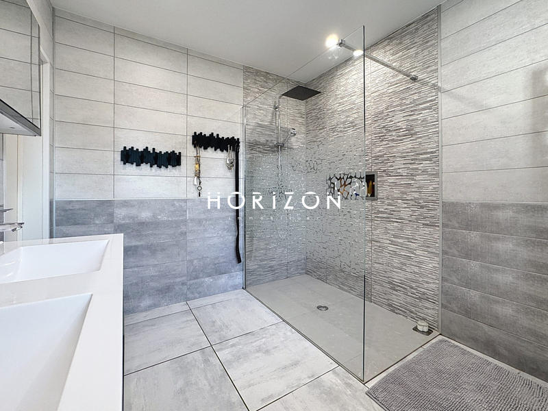 Maison ancienne - 165 m² - 8 pièces