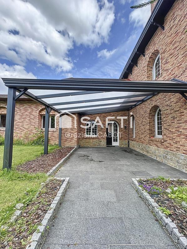 Maison de maîtres - 352 m² - 8 pièces