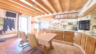 Maison - 120 m² - 4 pièces