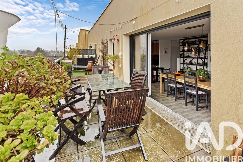 Appartement - 77 m² - 3 pièces