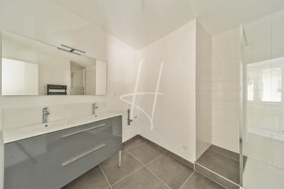 Appartement - 108 m² - 4 pièces