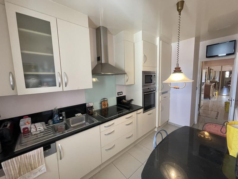 Appartement - 82 m² - 3 pièces