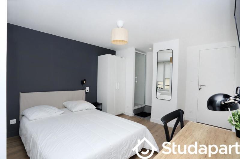 Chambre - 10 m² - 1 pièce